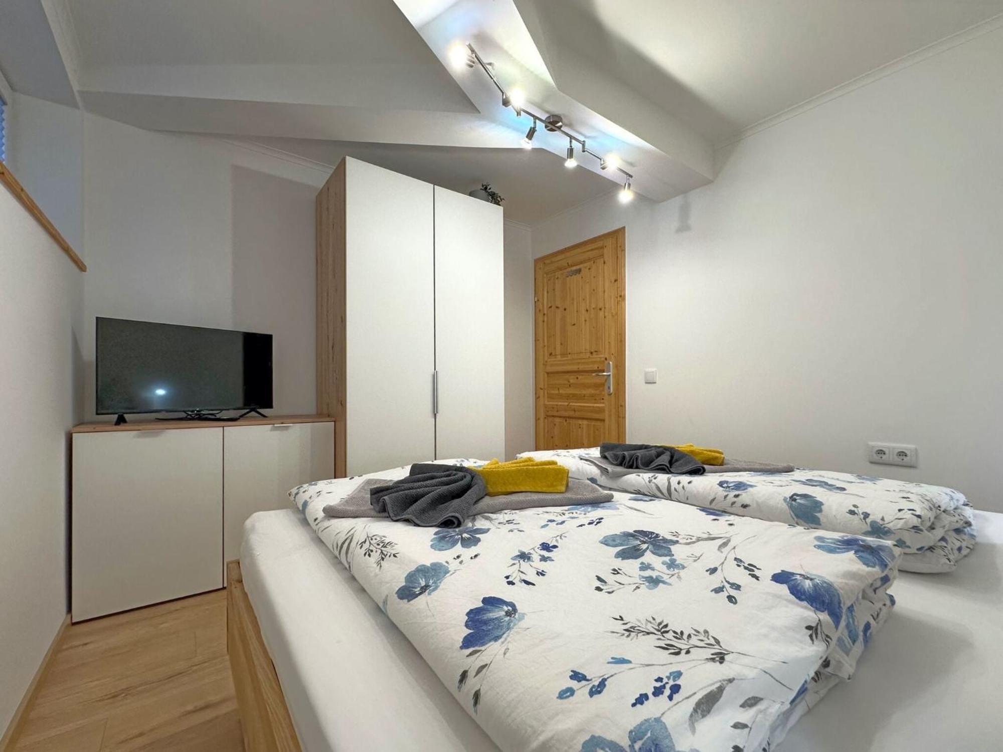 Fantastic Apartment With Terrace Untertauern Ngoại thất bức ảnh