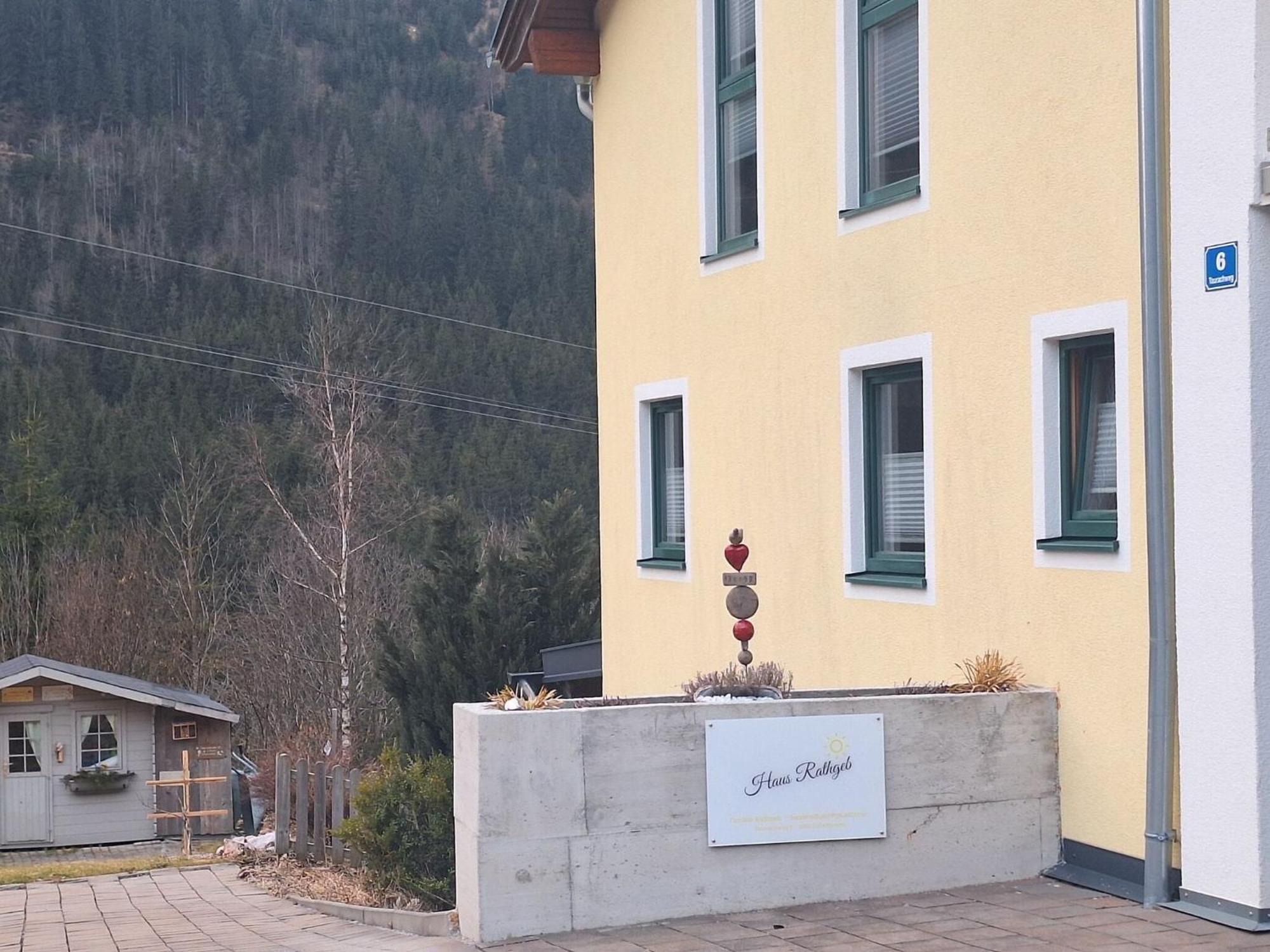 Fantastic Apartment With Terrace Untertauern Ngoại thất bức ảnh